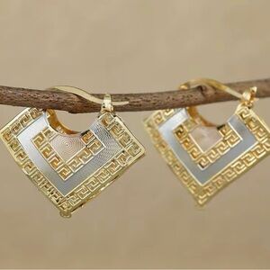 NEW Elegant Gold and Silver Geometric Earrings